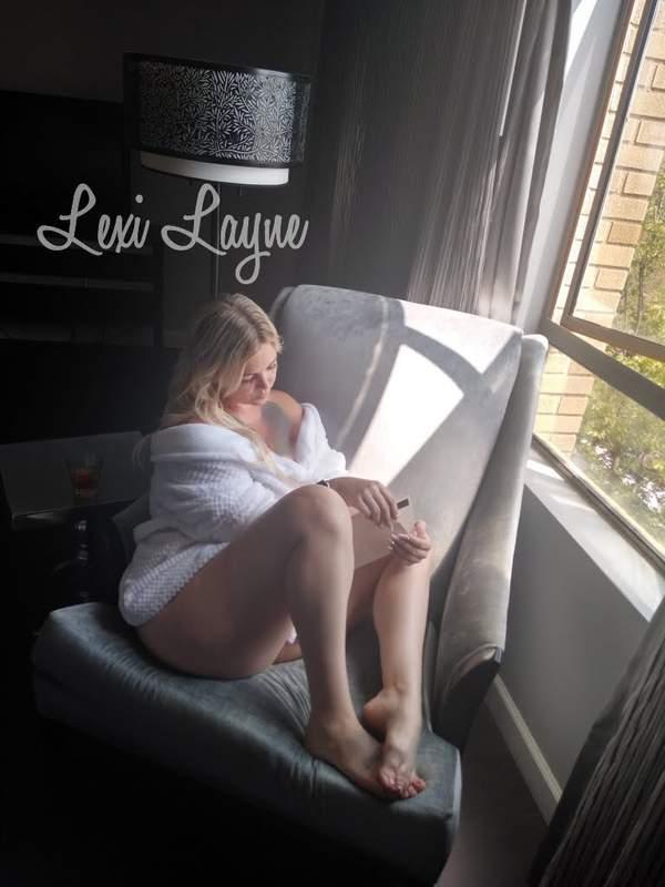 Omaha's Favorite Blonde Lexi Layne - Caution: Dangerous Curves.